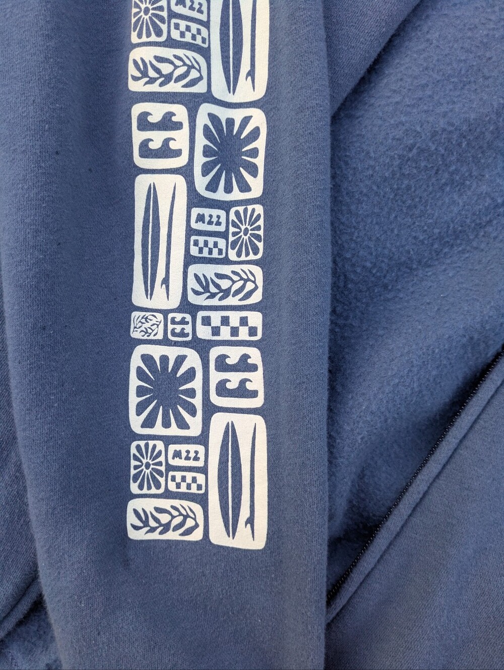 M22 Surf Zip up Hoodie - Picture 8 of 10